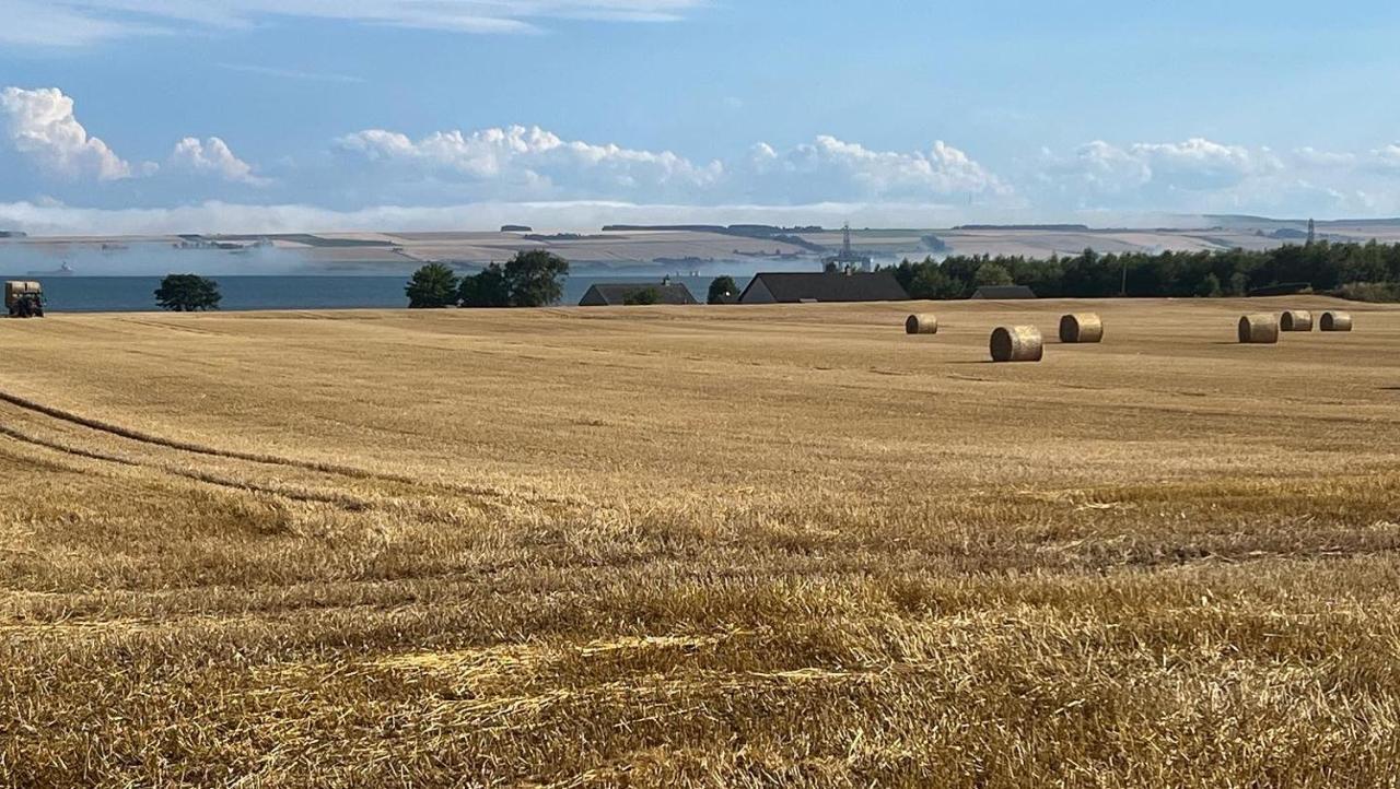 Black Isle View Apartment Dingwall Luaran gambar